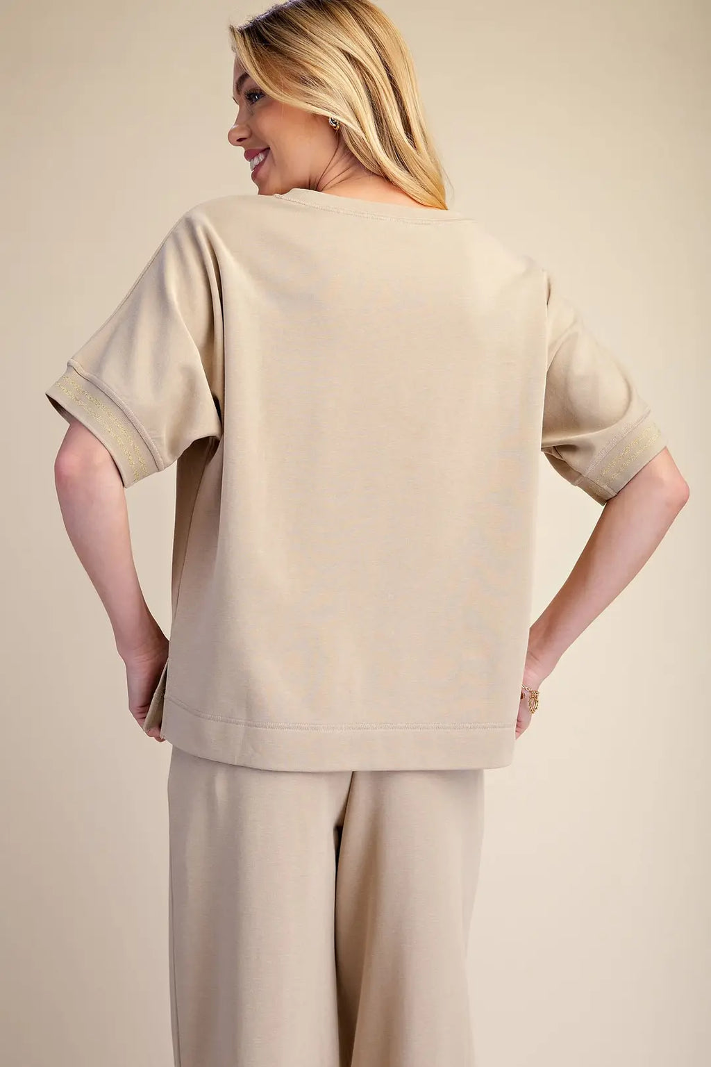 GLAM BEIGE SWEATSHIRT T8217