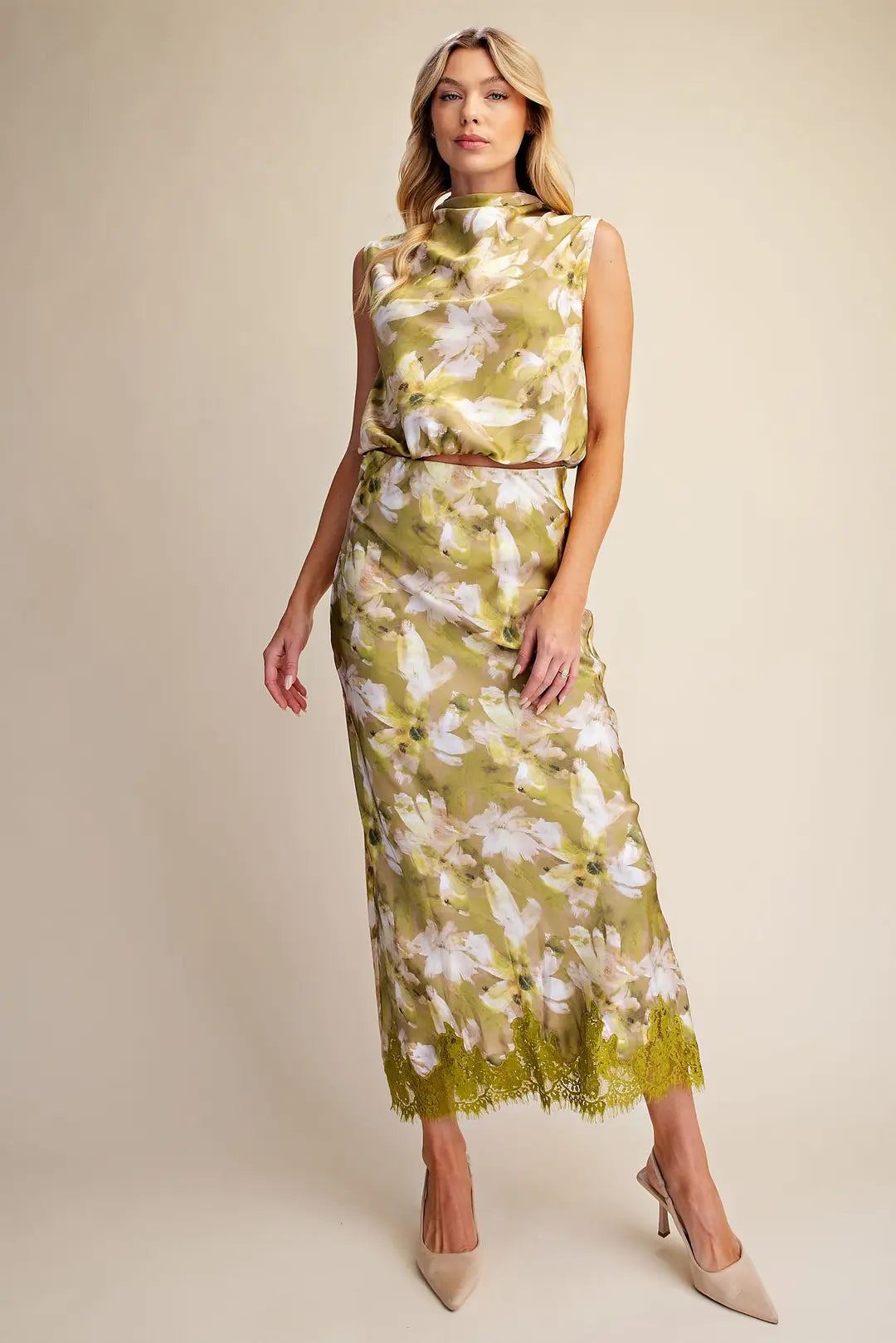 GLAM OLIVE FLORAL TOP T9164