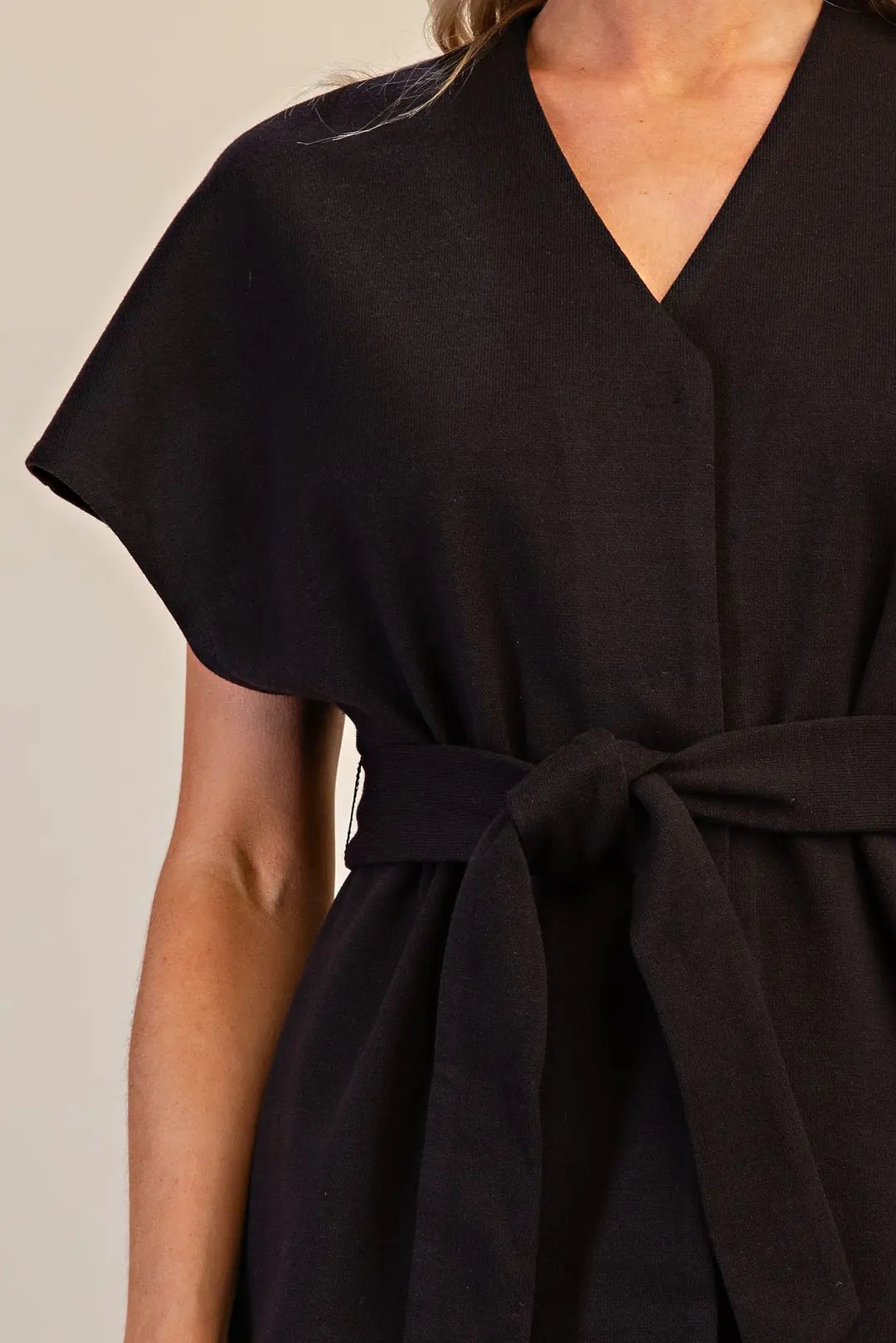 GLAM BLACK TIE TOP T8281