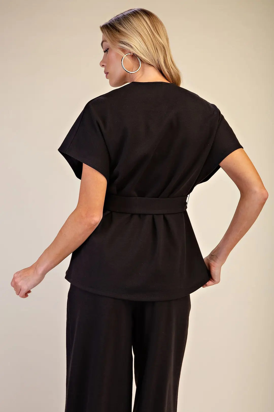 GLAM BLACK TIE TOP T8281
