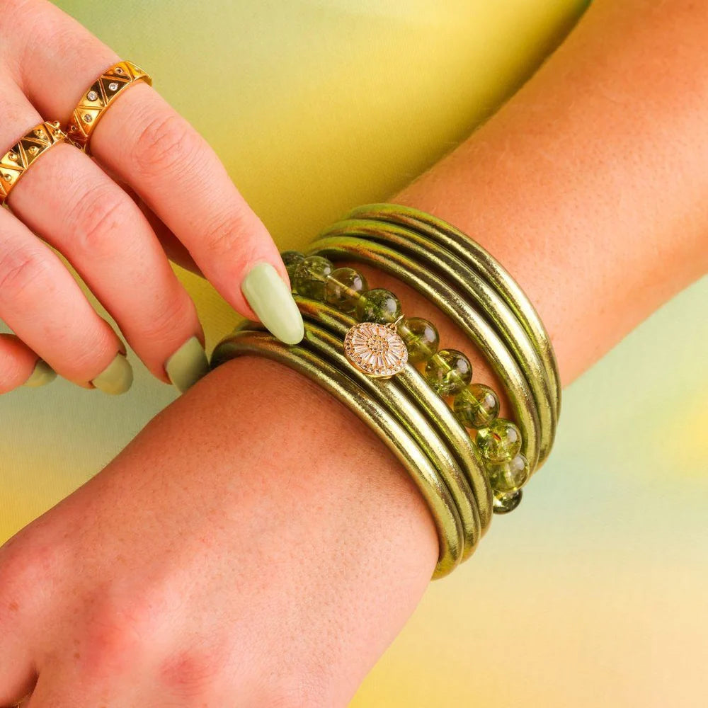 BG OLIVE FERN BEADED BRACELET CIRCLE CHARM