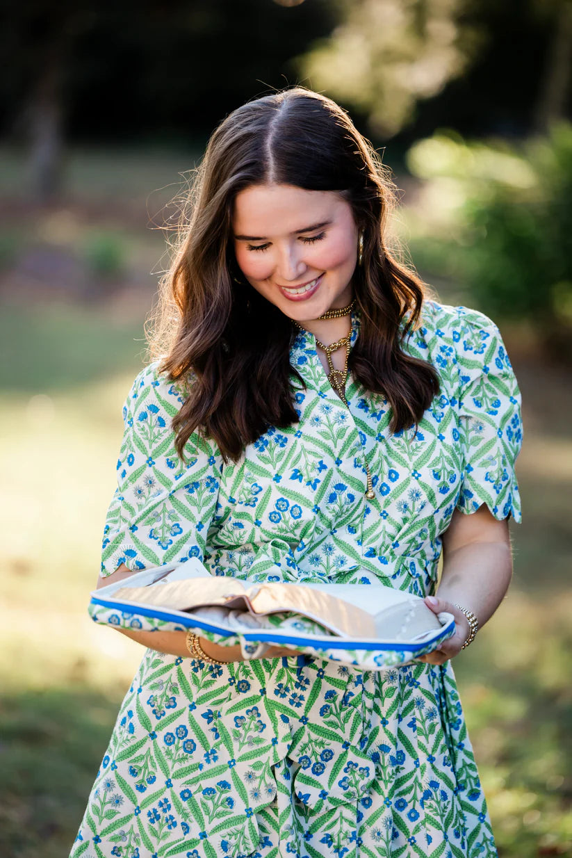 HOG JARDIN BLEU BIBLE COVER