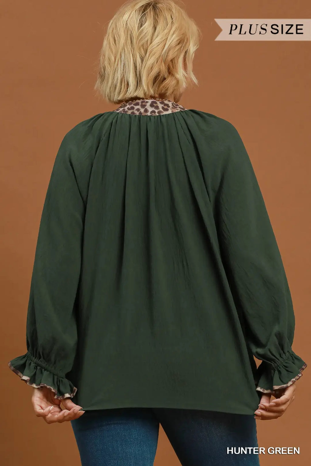 UMGEE V NECK TOP WC6610