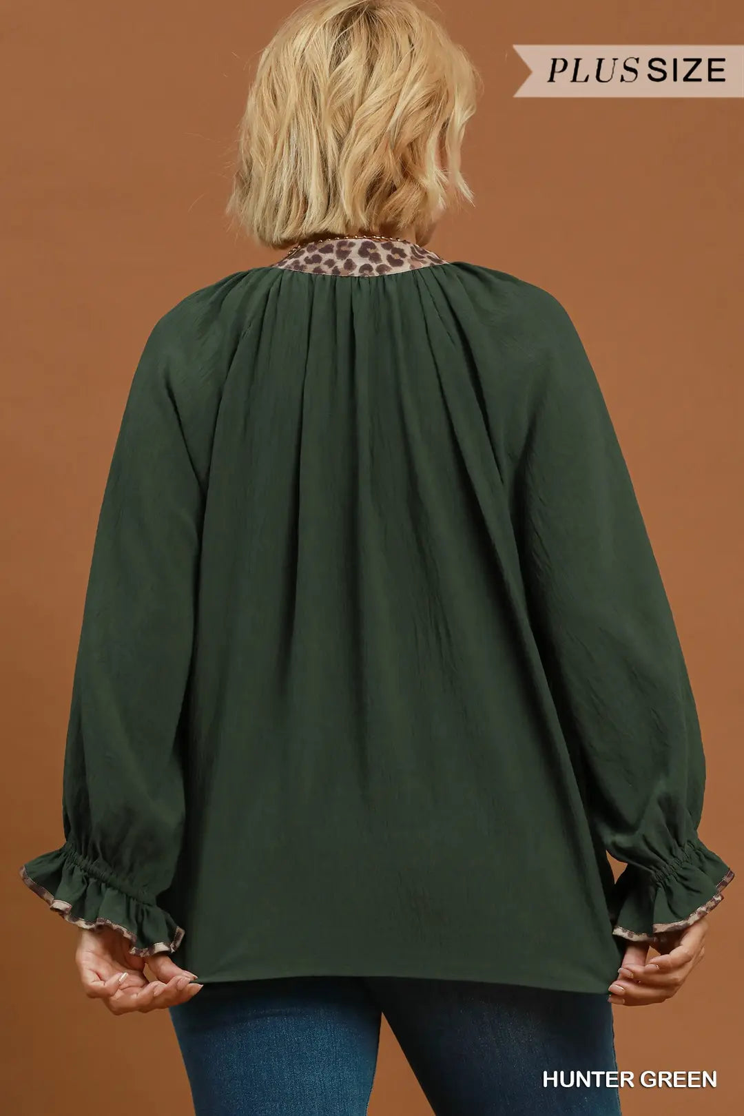 UMGEE V NECK TOP WC6610