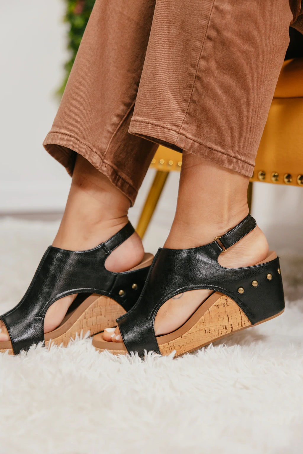 CORKYS CARLEE BLACK3