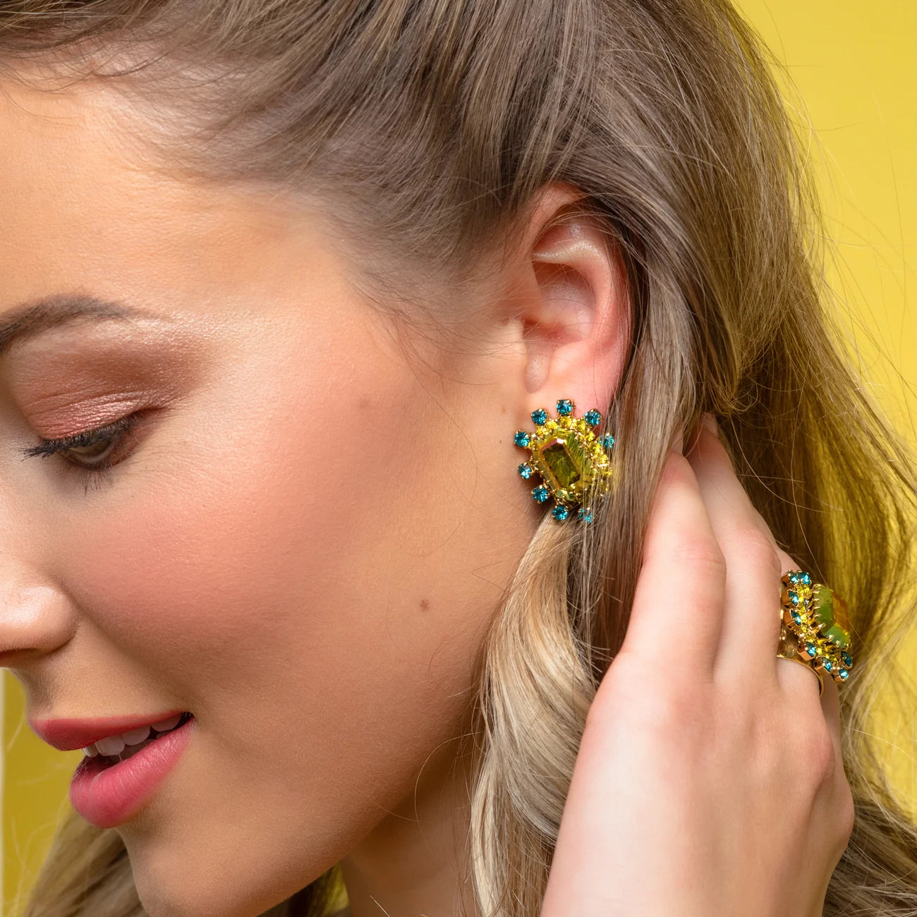TOVA SIS EARRINGS IN WATERMELON