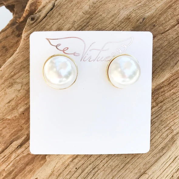 VIRTUE CIRCLE PUFF PEARL STUD EARRINGS 3739