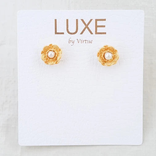 VIRTUE LYLA PEARL FLOWER STUD