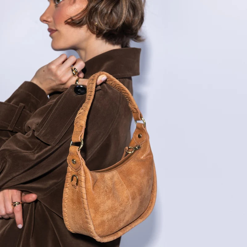HOBO MIA CRESCENT SMALL HOBO WHKY