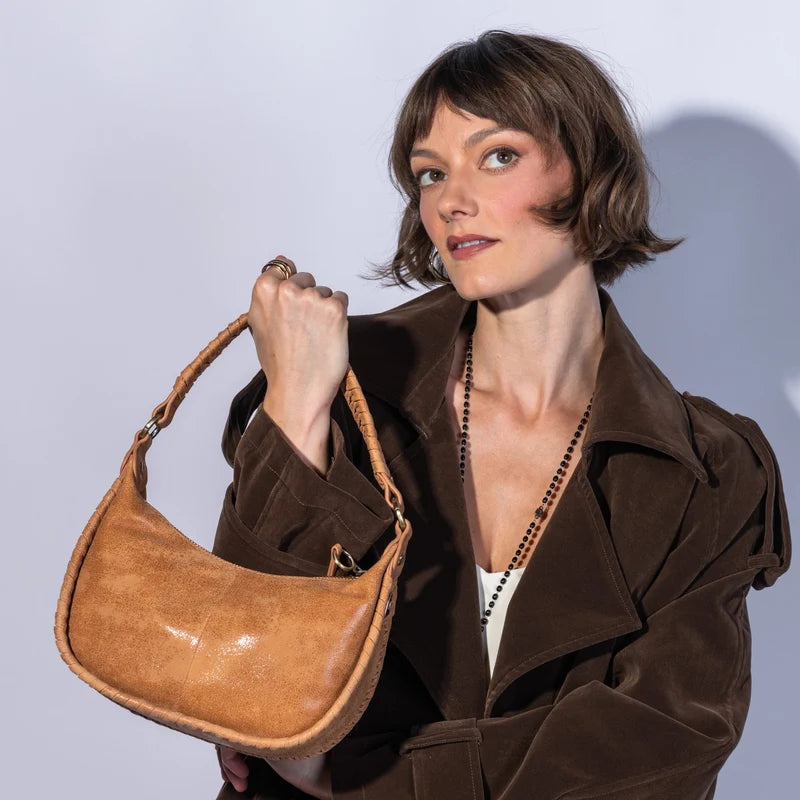 HOBO MIA CRESCENT SMALL HOBO WHKY