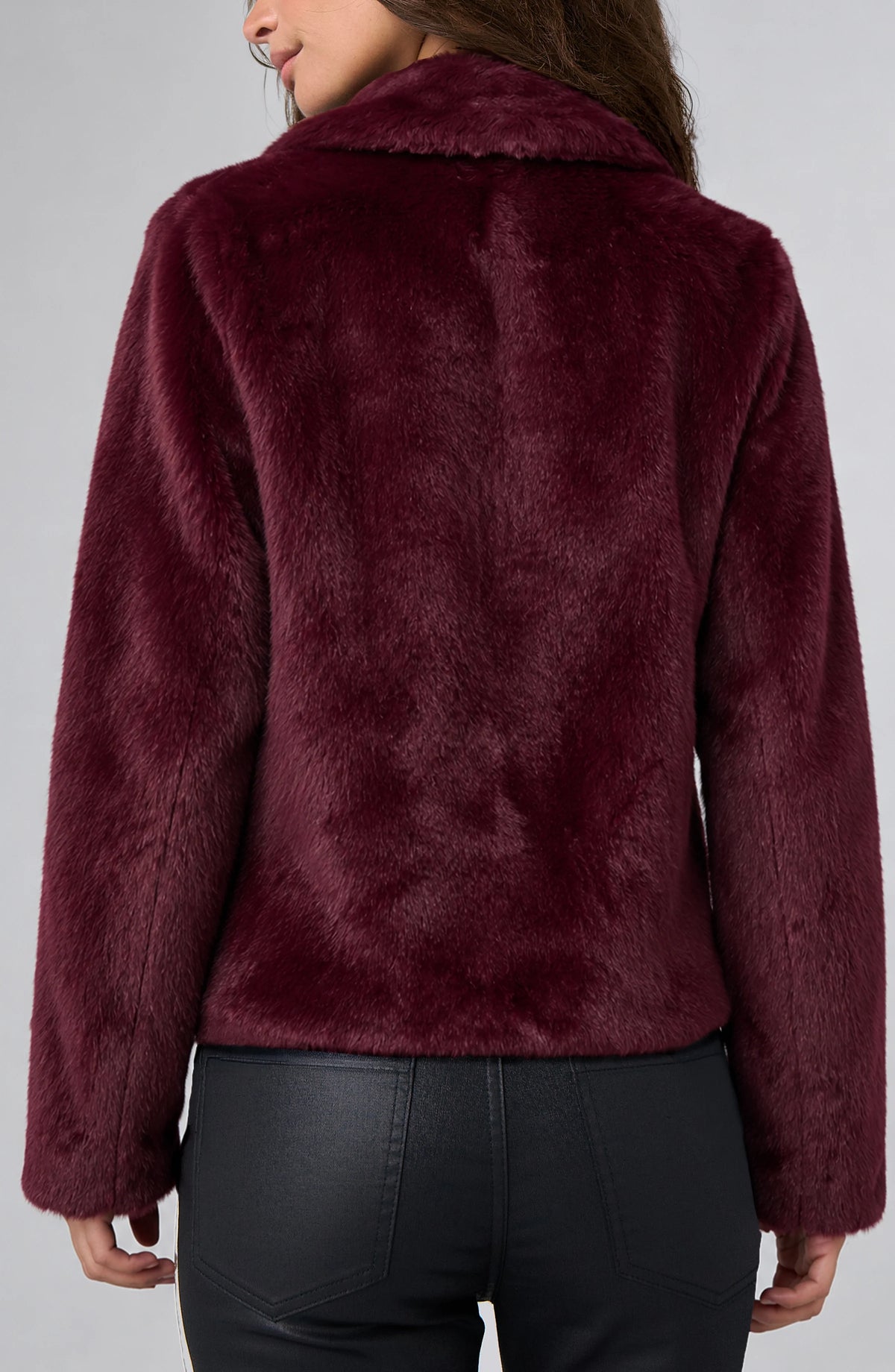 LP LM1D25TR08 FAUX FUR JACKET