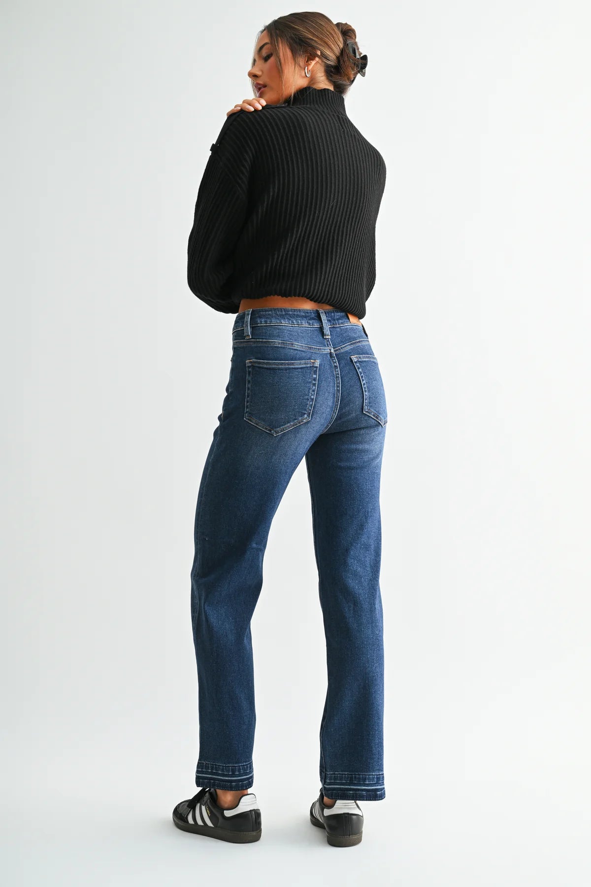 MICA High Rise STRAIGHT LEG Jean