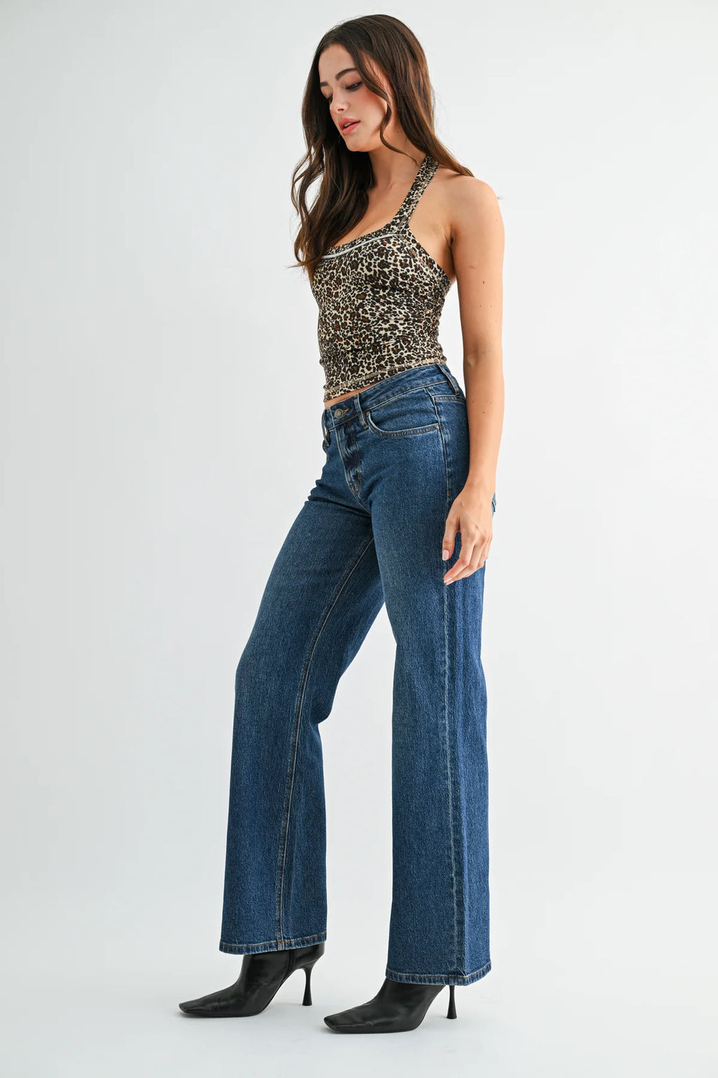 MICA  MID-RISE Wide Leg Jean