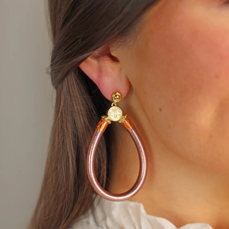 BG ROSE GOLD AW EARRINGS