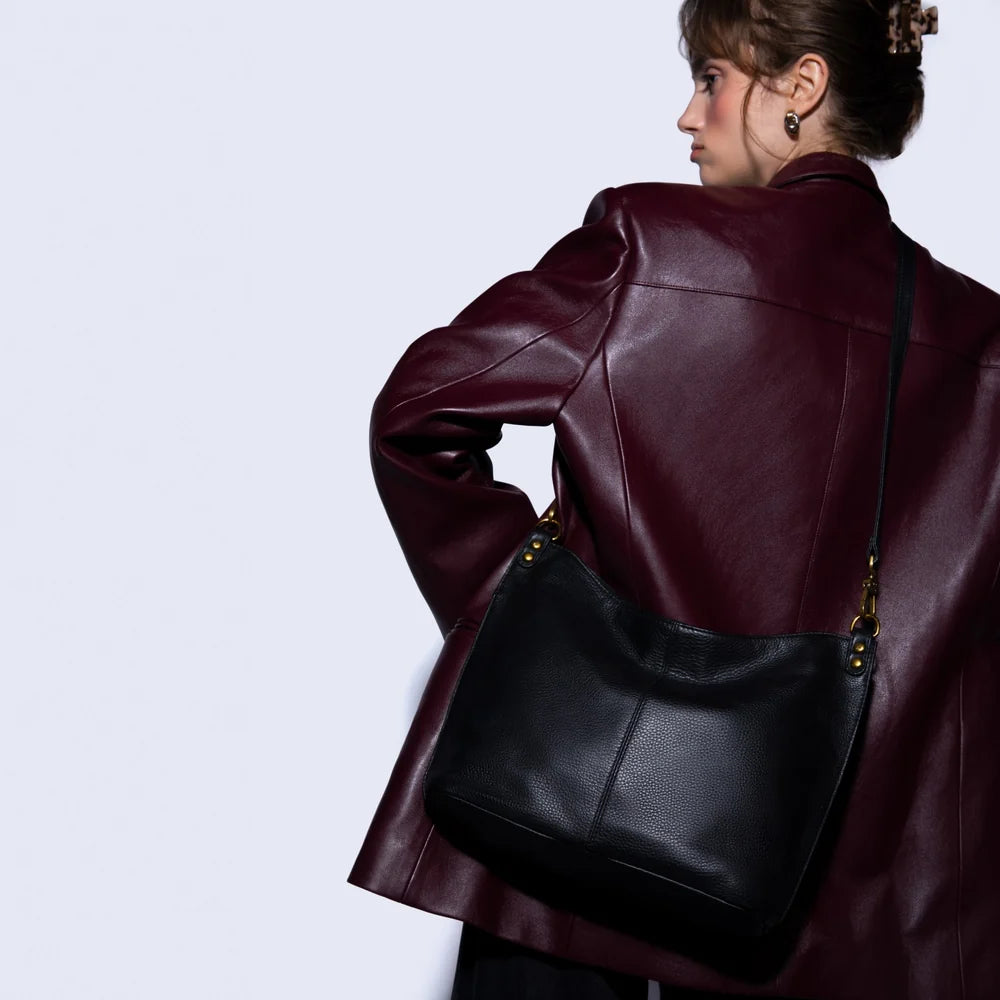 HOBO PIER SHOULDER BAG SO-BLK