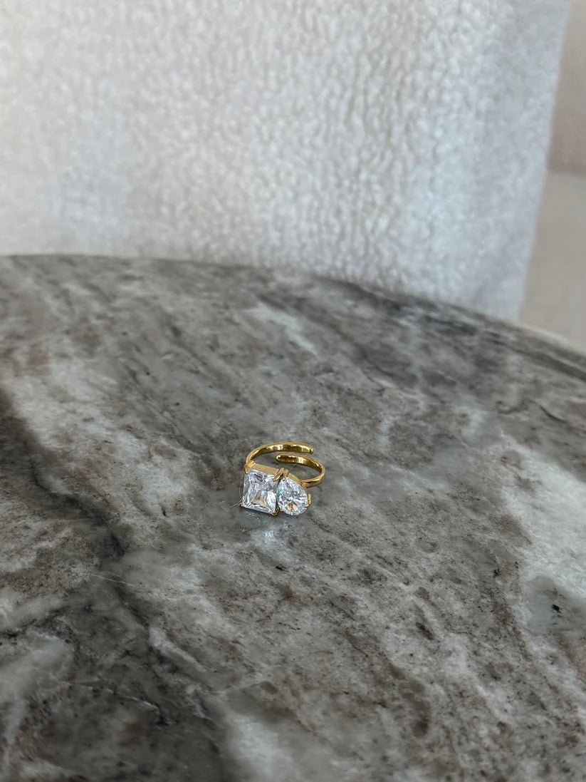 CHAN CHRISTINE RING