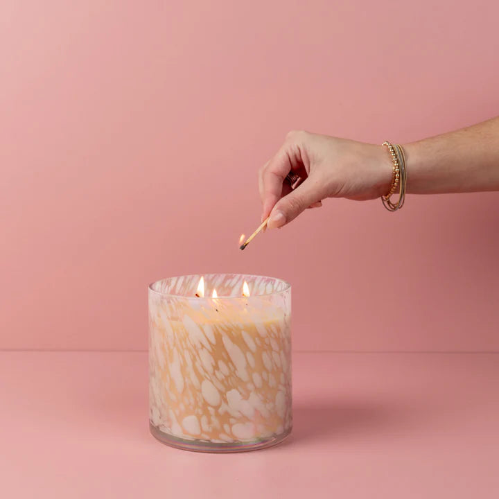 SG 23.4 OZ CANDLE #058