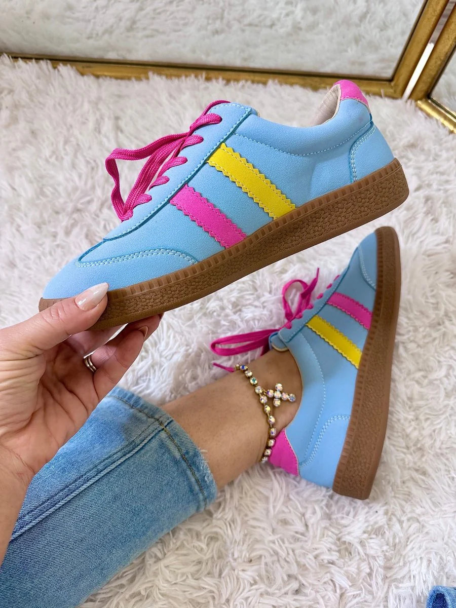 Corky's Heads Up Lt Blue