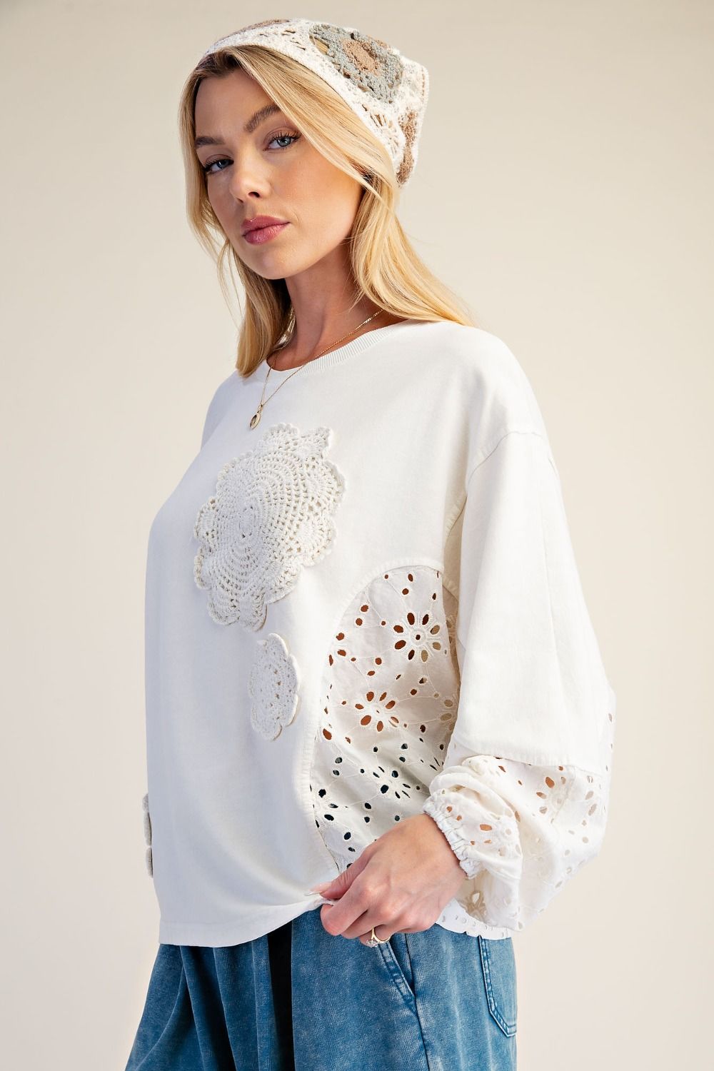 EASEL ECRU CROCHET TOP ET19100