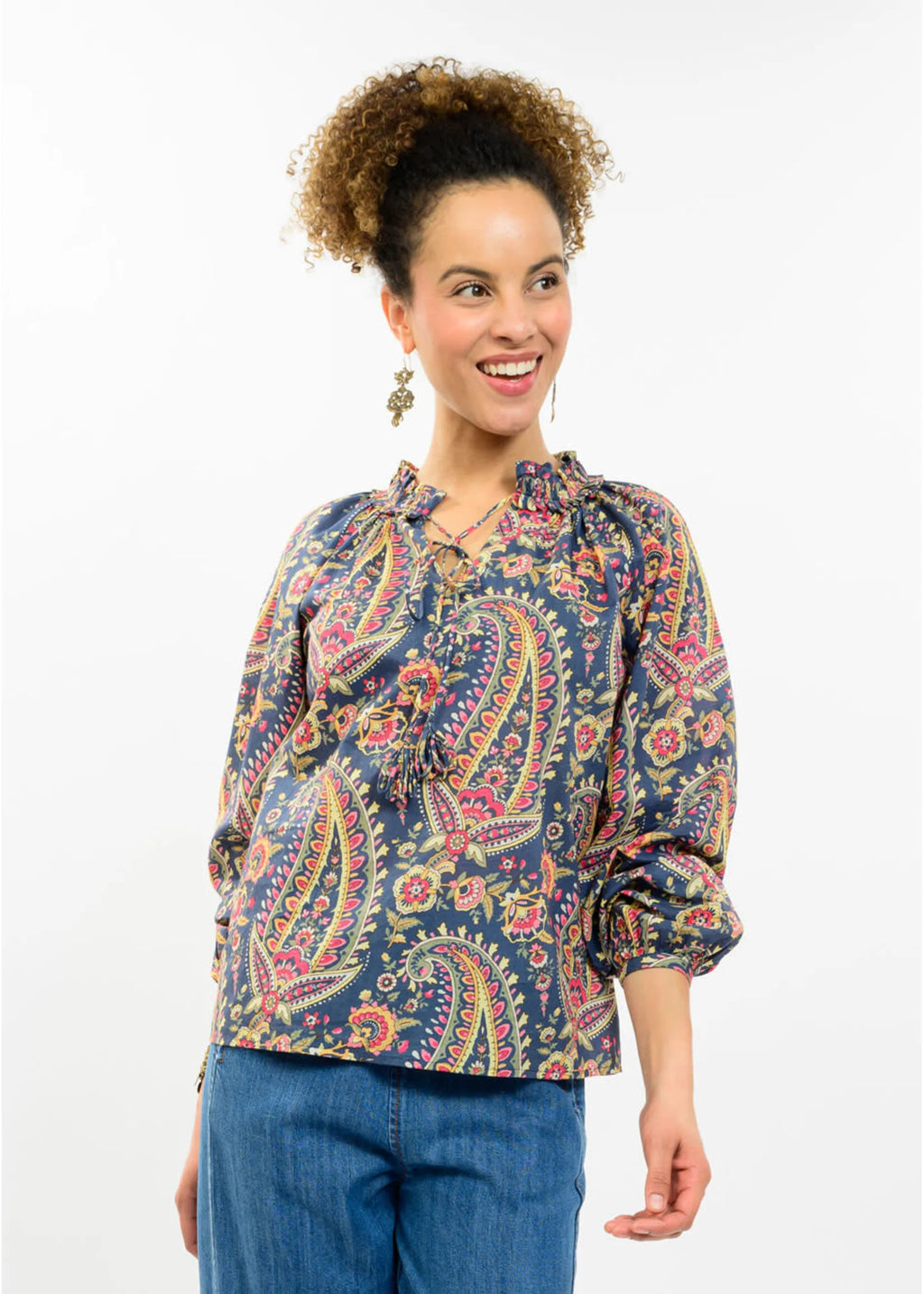 IJ TOP W/LOOP/TASSELS 630412