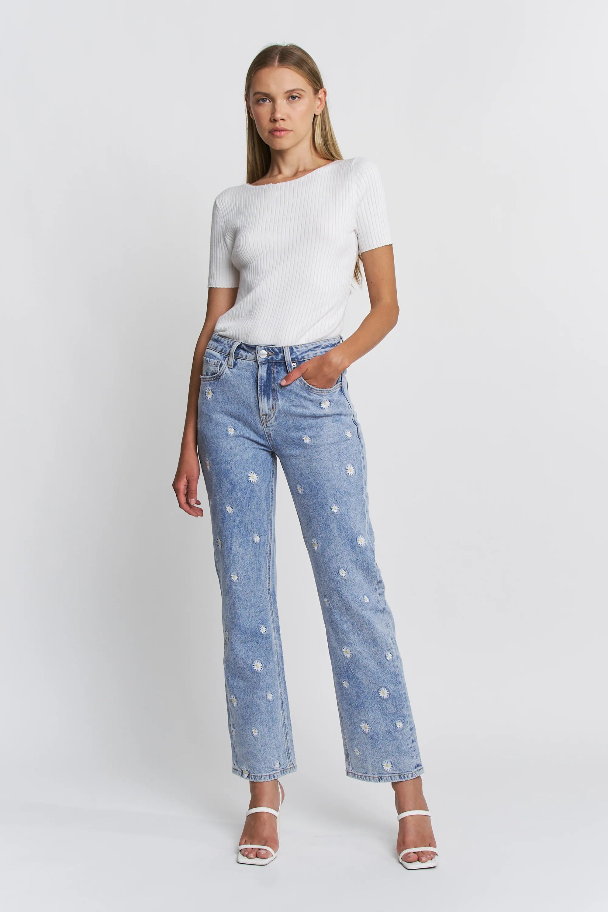 Mica Straight Leg W/Daisys