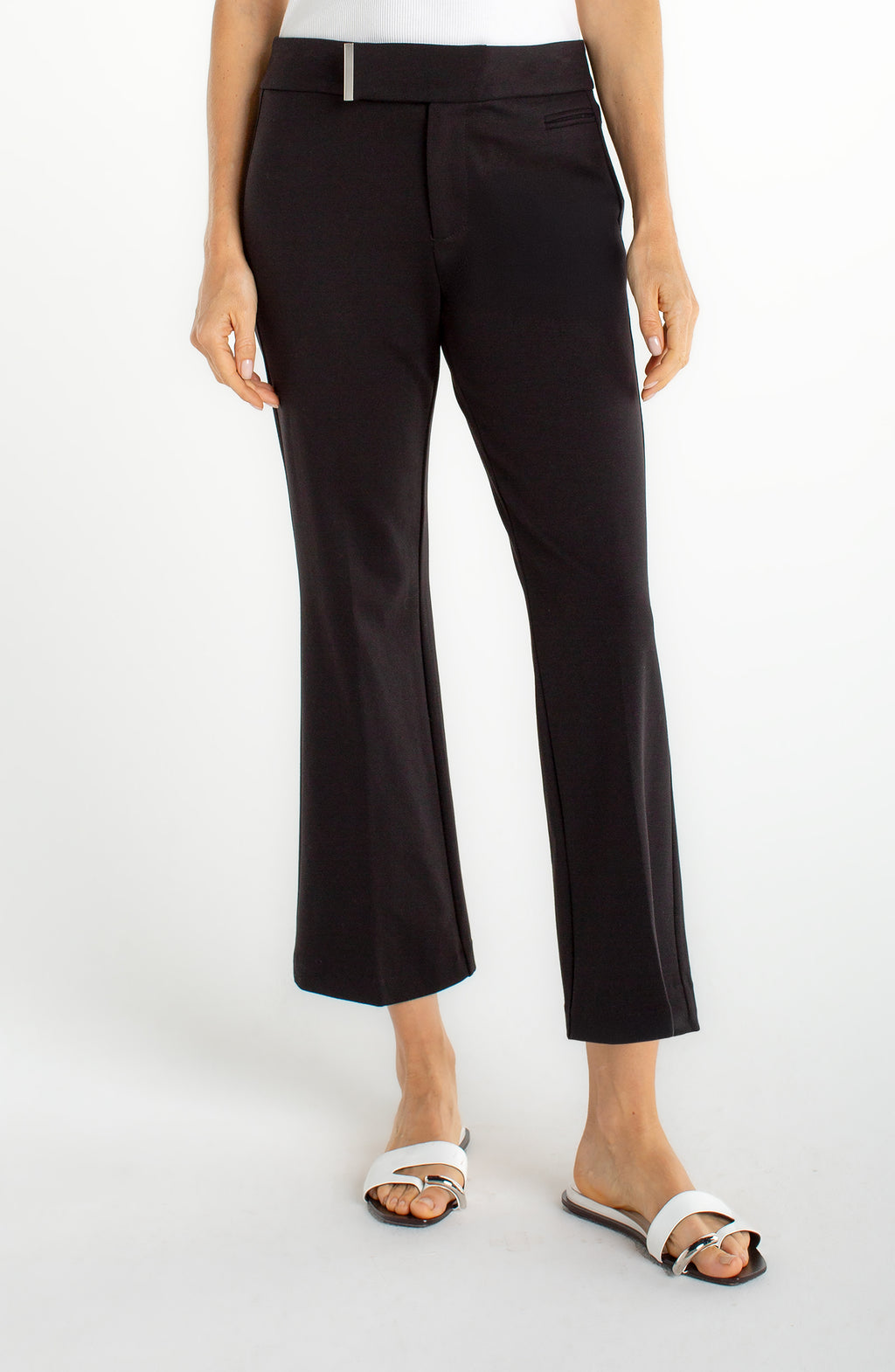 LP BLK CROP FLARE PANT LM4742M44
