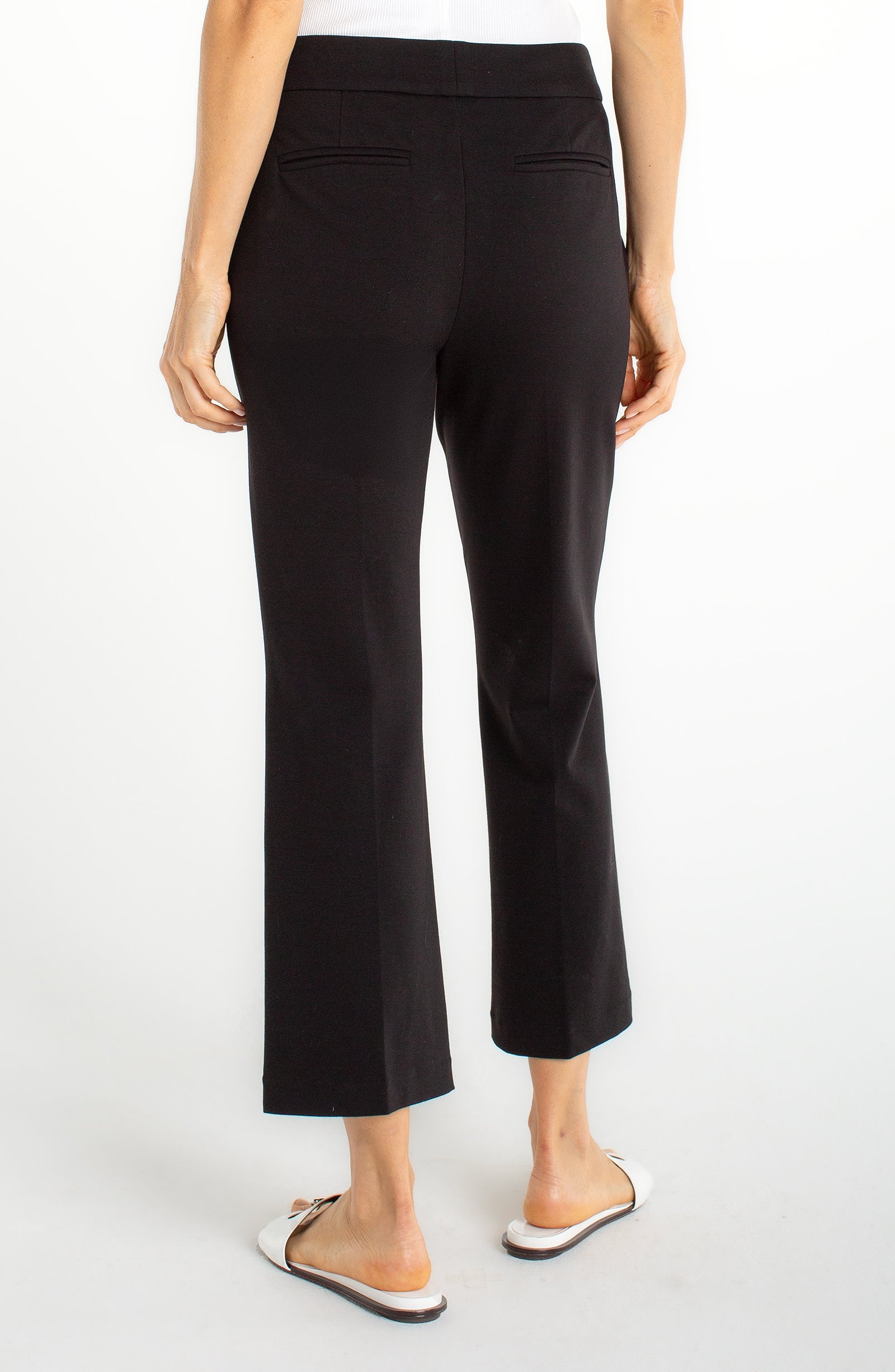 LP BLK CROP FLARE PANT LM4742M44
