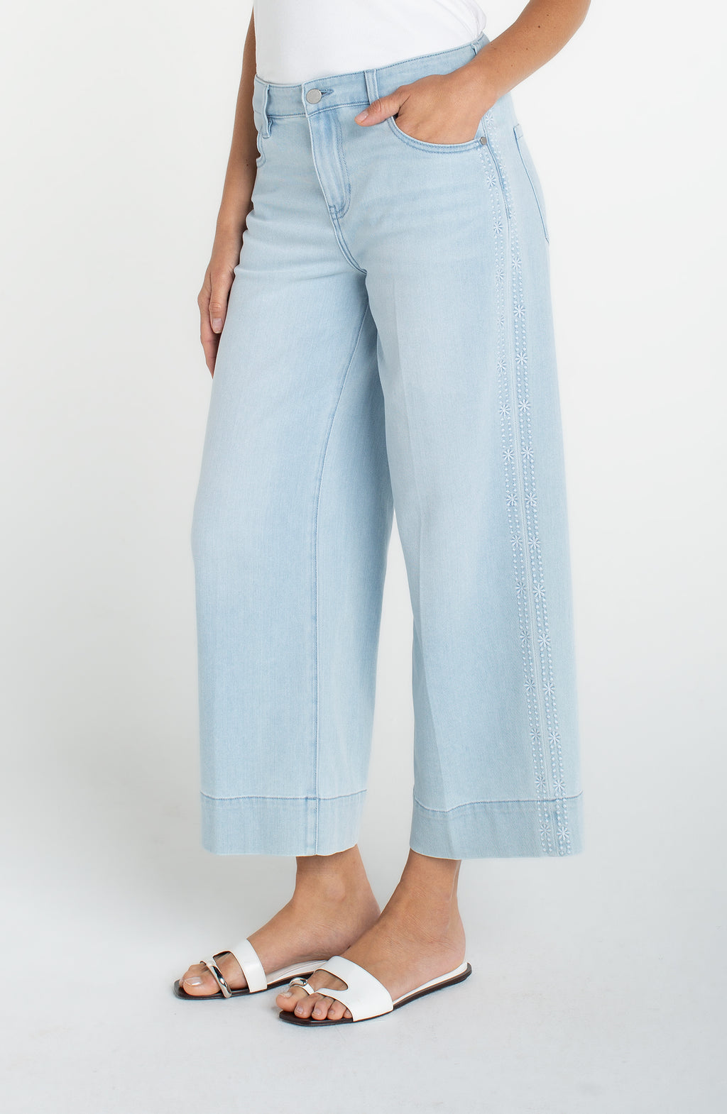 LP WL CROP FLOWER PANT LM7A94SSL